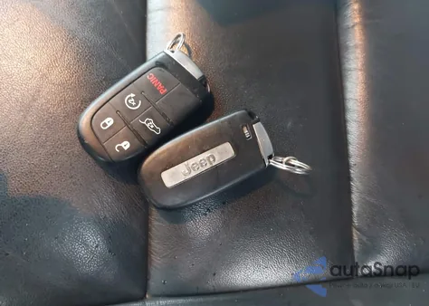 2015 Jeep Grand Cherokee Limited z USA, uszkodzony, nr VIN 1C4RJFBG7FC814719